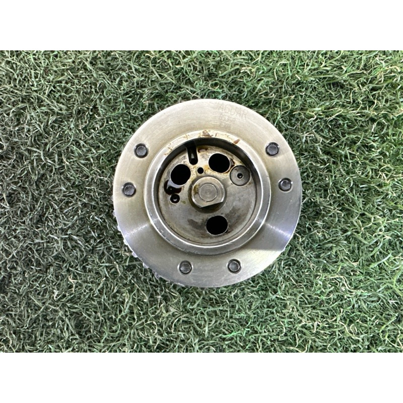 Регулятор фаз газораспределения (двигатель и элементы) LAND ROVER Range Rover L405 2016 5.0 LR060396