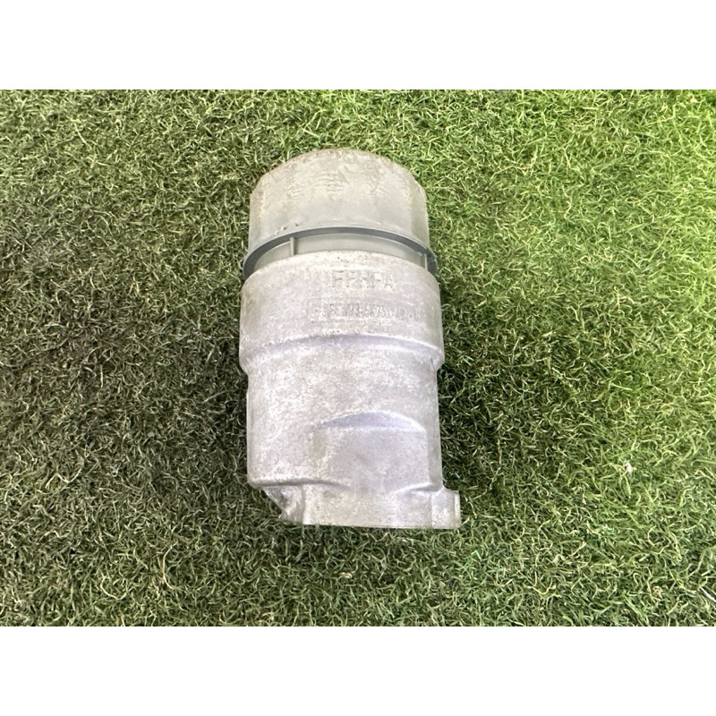 Корпус масляного фильтра (двигатель и элементы) LAND ROVER Range Rover L405 2016 5.0 LR010722