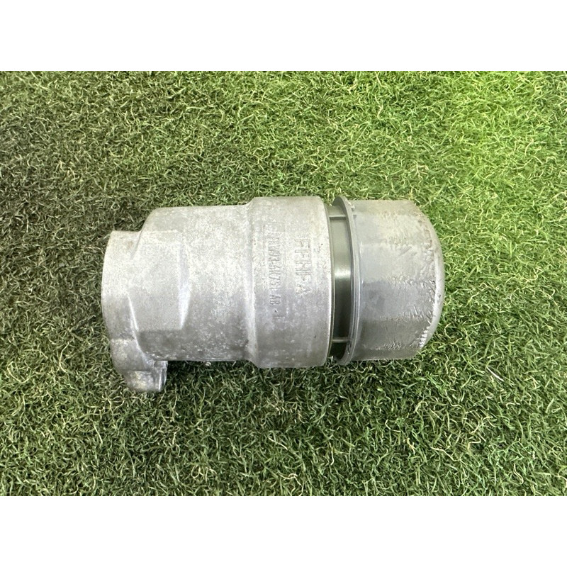 Корпус масляного фильтра (двигатель и элементы) LAND ROVER Range Rover L405 2016 5.0 LR010722