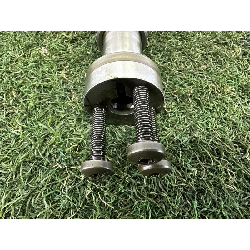 Распредвал впускной (двигатель и элементы) LAND ROVER Range Rover L405 2016 5.0 LR019891