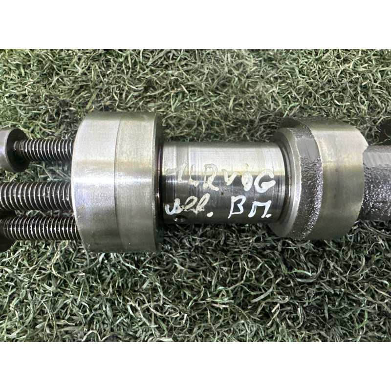 Распредвал впускной (двигатель и элементы) LAND ROVER Range Rover L405 2016 5.0 LR019892