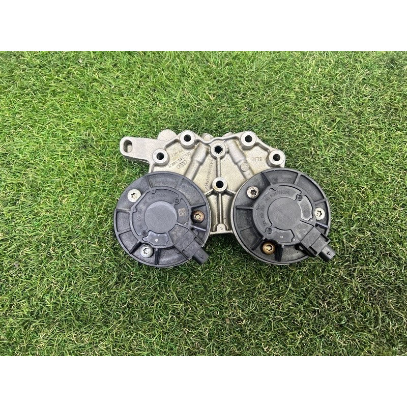 Опорный кронштейн распредвала (двигатель и элементы) AUDI A4 B9 2018 2.0 DBPA 06L103144H