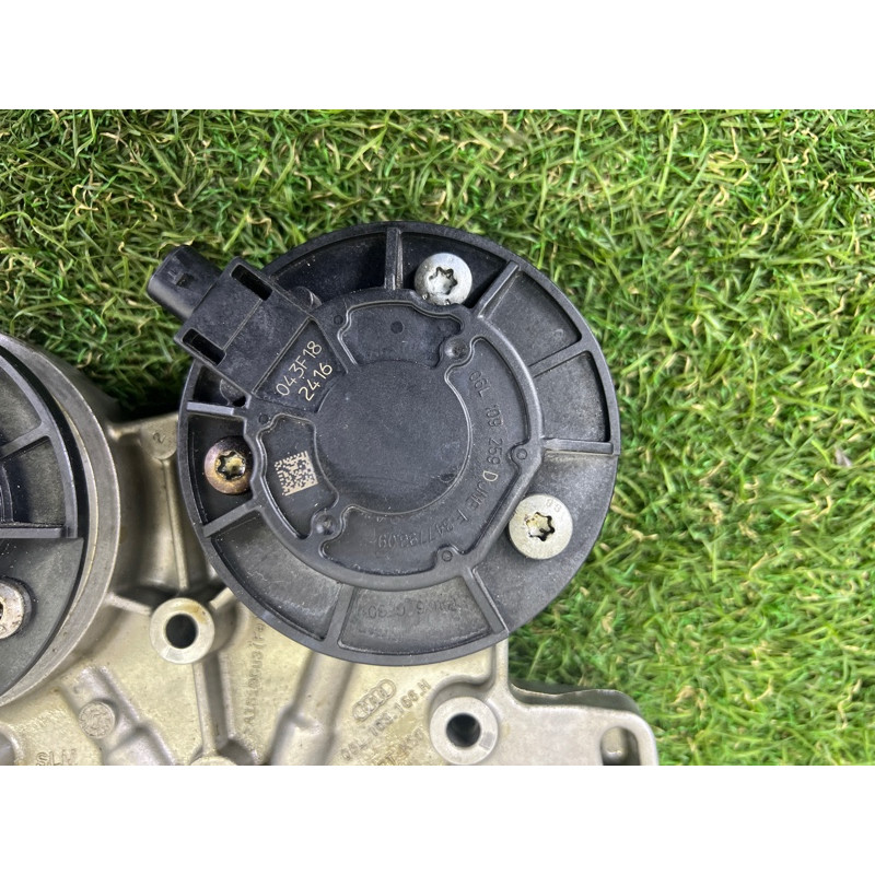 Опорный кронштейн распредвала (двигатель и элементы) AUDI A4 B9 2018 2.0 DBPA 06L103144H