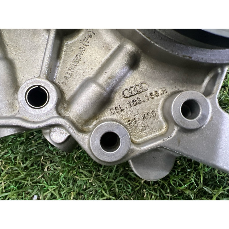 Опорный кронштейн распредвала (двигатель и элементы) AUDI A4 B9 2018 2.0 DBPA 06L103144H