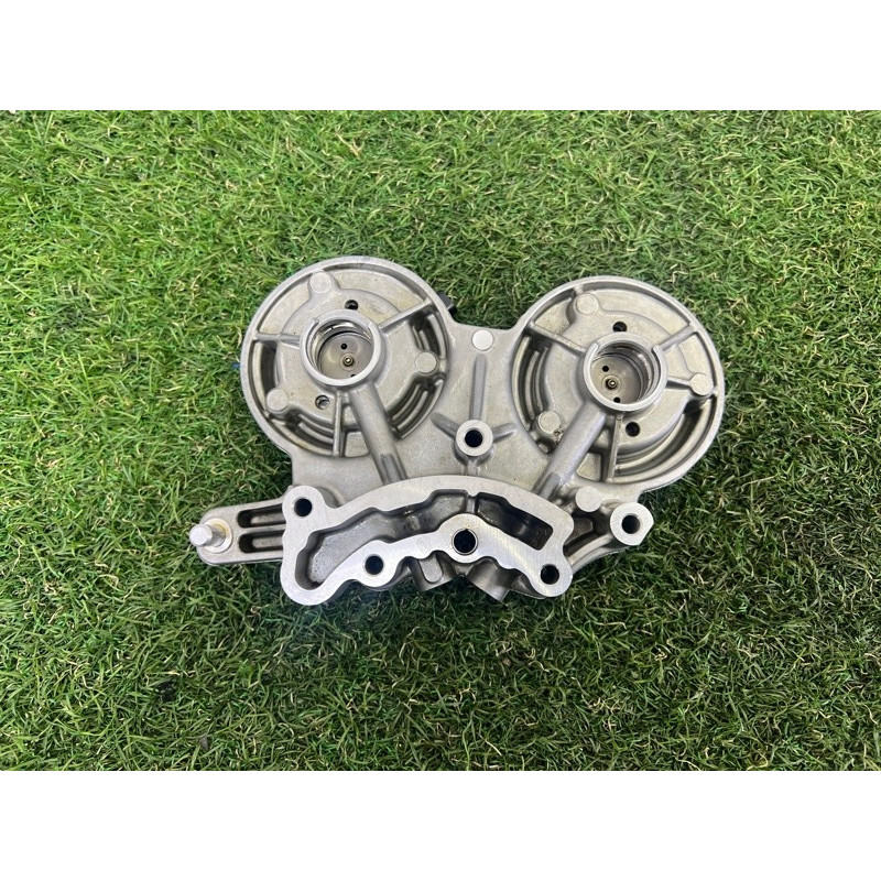 Опорный кронштейн распредвала (двигатель и элементы) AUDI A4 B9 2018 2.0 DBPA 06L103144H