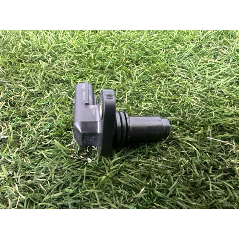 Датчик положения распредвала (электрика двигателя) LAND ROVER Range Rover L405 2016 5.0 LR014372