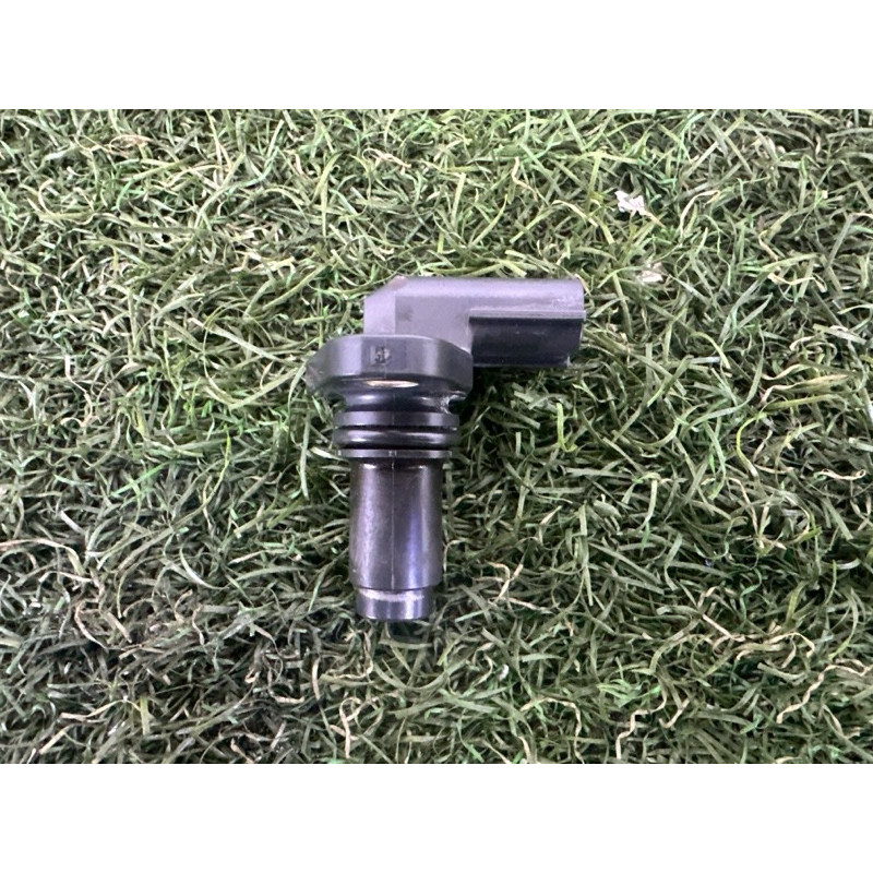 Датчик положения распредвала (электрика двигателя) LAND ROVER Range Rover L405 2016 5.0 LR014372