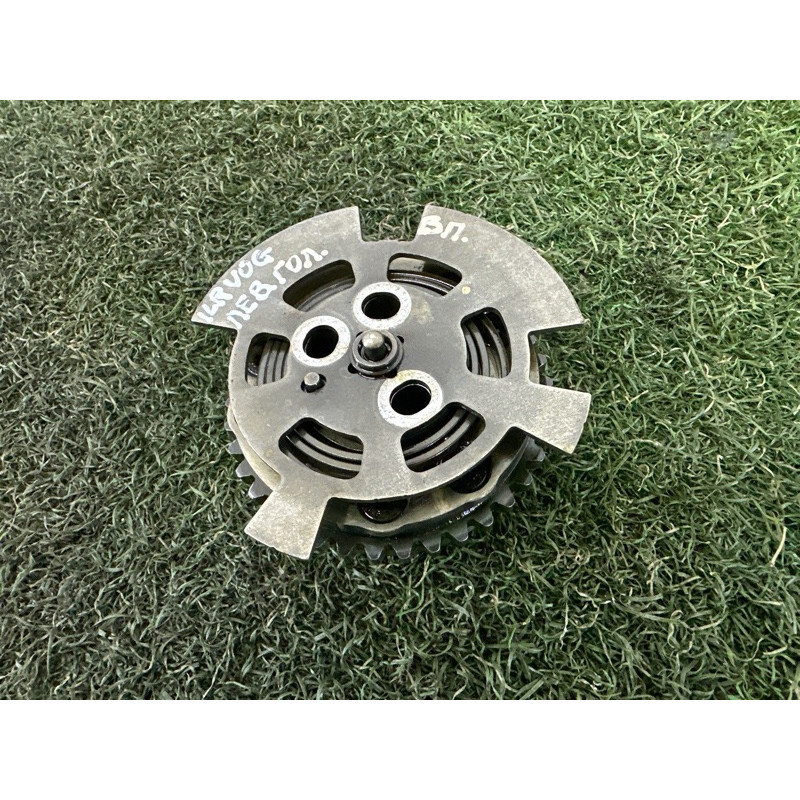 Регулятор фаз газораспределения (двигатель и элементы) LAND ROVER Range Rover L405 2016 5.0 LR060395