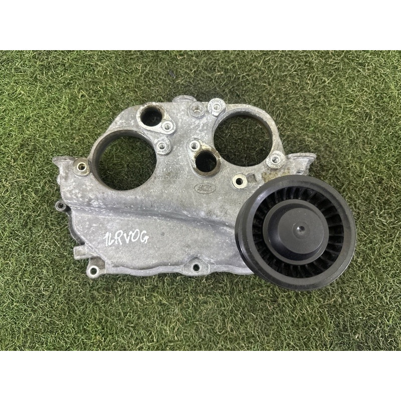 Крышка гбц (двигатель и элементы) LAND ROVER Range Rover L405 2016 5.0 LR011216