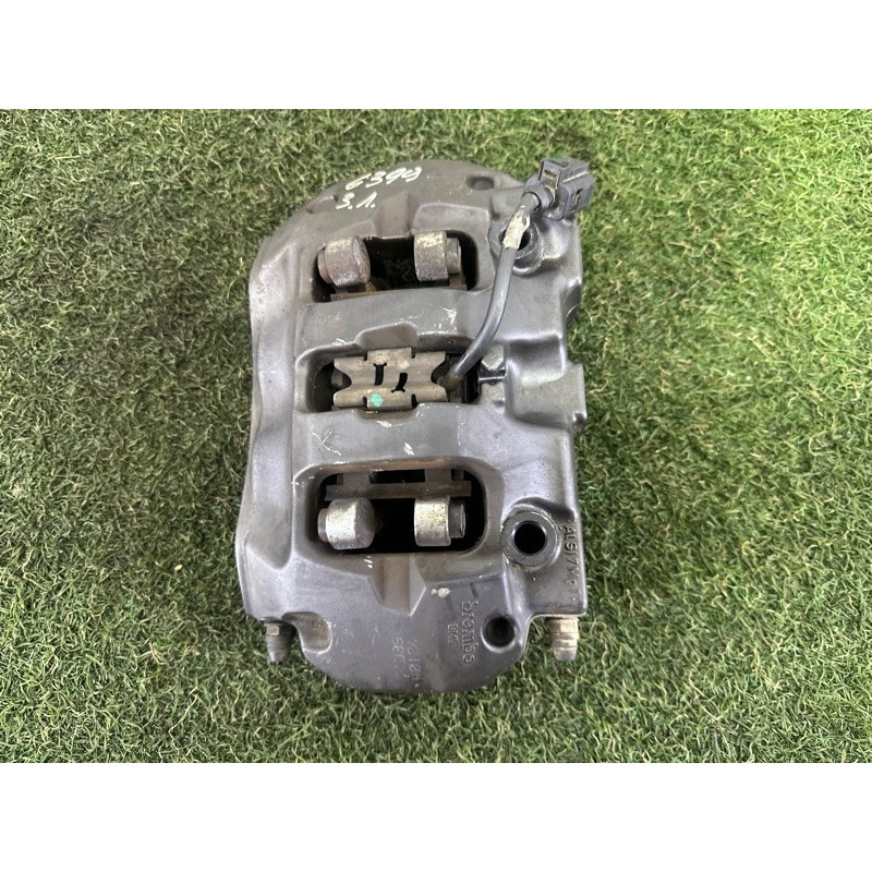 Суппорт тормозной (тормозная система) Volkswagen Touareg NF 2011 3.6 7P6615423C