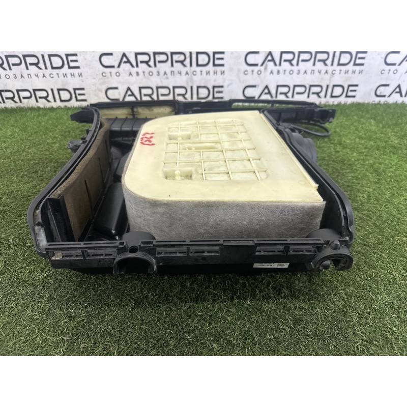 Корпус воздушного фильтра (впускная система) AUDI Q7 4M 2017 2.0 TFSI 4M0133837B