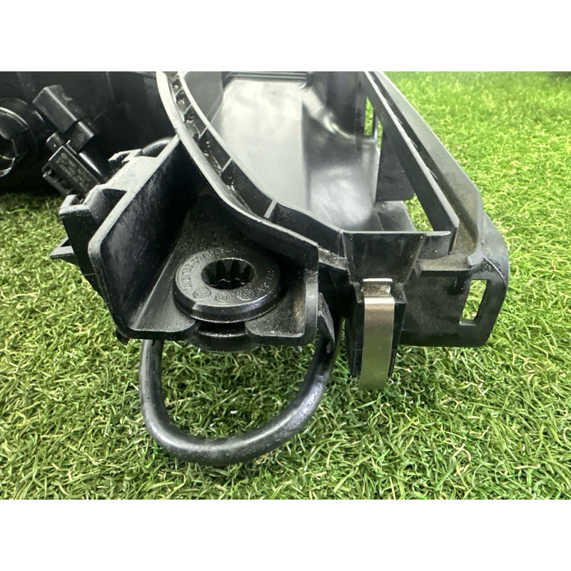 Корпус воздушного фильтра (впускная система) AUDI Q7 4M 2017 2.0 TFSI 4M0133837B