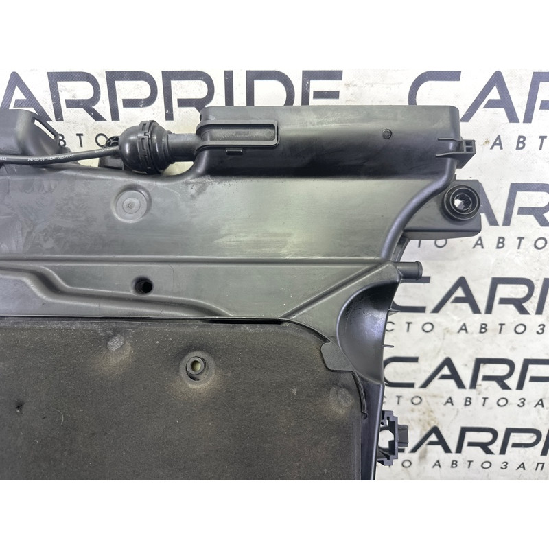 Корпус воздушного фильтра (впускная система) AUDI Q7 4M 2017 2.0 TFSI 4M0133837B