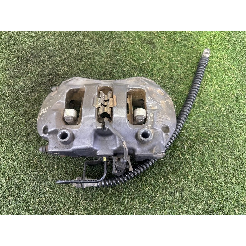 Суппорт тормозной (тормозная система) Volkswagen Touareg NF 2012 3.0 Hybrid CGFA 7P6615423C