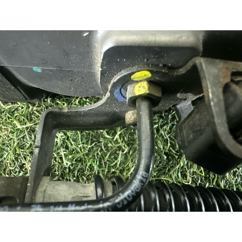 Суппорт тормозной (тормозная система) Volkswagen Touareg NF 2012 3.0 Hybrid CGFA 7P6615423C