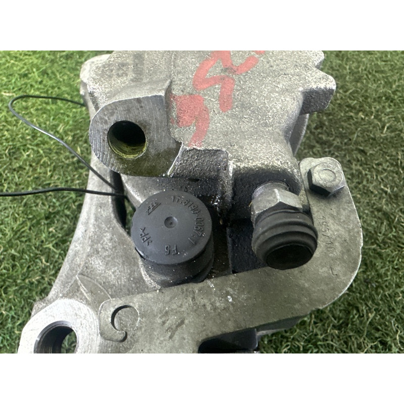 Суппорт тормозной (тормозная система) AUDI A4 B9 2017 2.0 TFSI 8W0615123