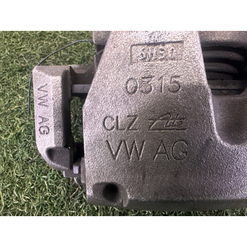 Суппорт тормозной (тормозная система) AUDI A4 B9 2017 2.0 TFSI 8W0615123