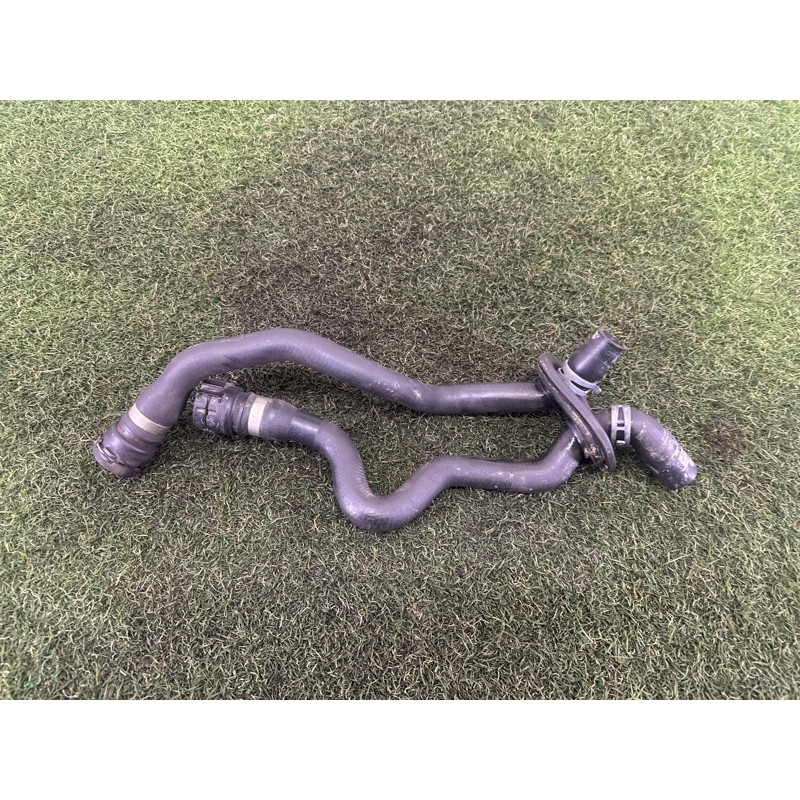 Патрубок (система охлаждения) AUDI A4 B8 2013 2.0 TFSI 8K1819373BJ