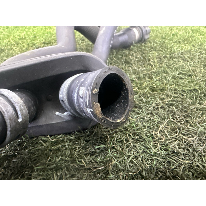 Патрубок (система охлаждения) AUDI A4 B8 2013 2.0 TFSI 8K1819373BJ