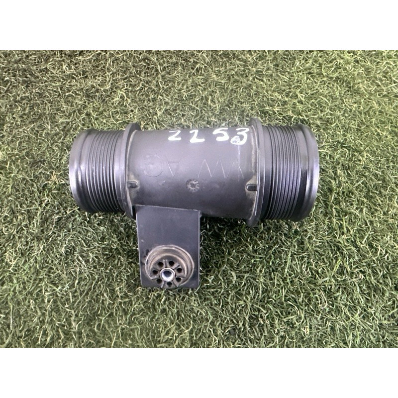 Фланец патрубка интеркулера (впускная система) AUDI Q7 4M 2017 2.0 TFSI 4M0145762B