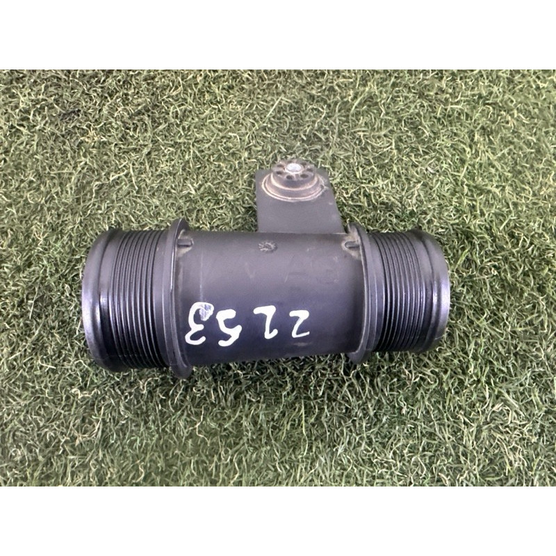 Фланец патрубка интеркулера (впускная система) AUDI Q7 4M 2017 2.0 TFSI 4M0145762B