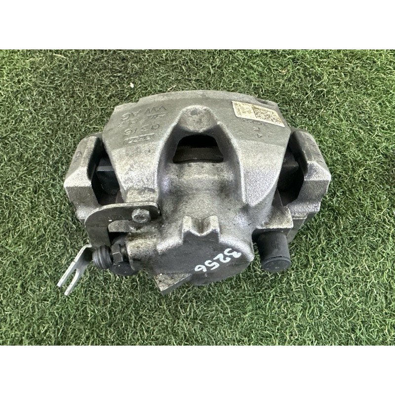 Суппорт тормозной (тормозная система) AUDI A4 B9 2017 2.0 TFSI 8W0615124