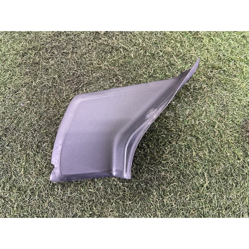 Накладка фонаря заднего (кузов и элементы) LAND ROVER Range Rover L405 2016 5.0 LR077621