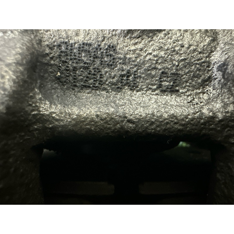 Суппорт тормозной (тормозная система) AUDI A4 B9 2017 2.0 TFSI 8W0615403