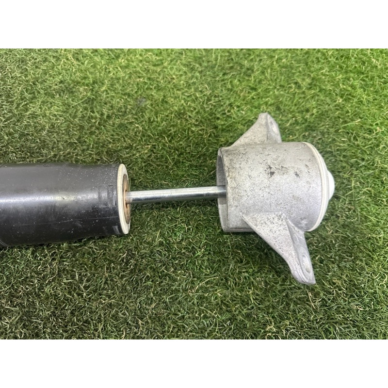 Амортизатор (подвеска) AUDI A4 B9 2017 2.0 TFSI 8W0513035AA