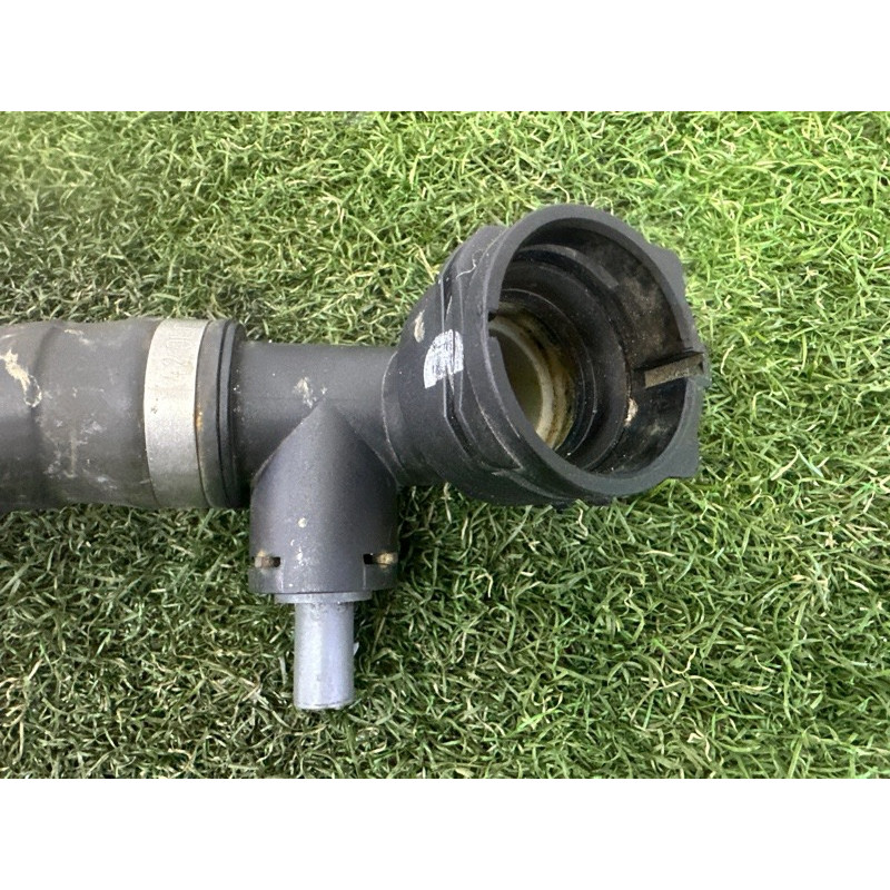 Патрубок (система охлаждения) AUDI A4 B9 2017 2.0 TFSI 8W0122055BN