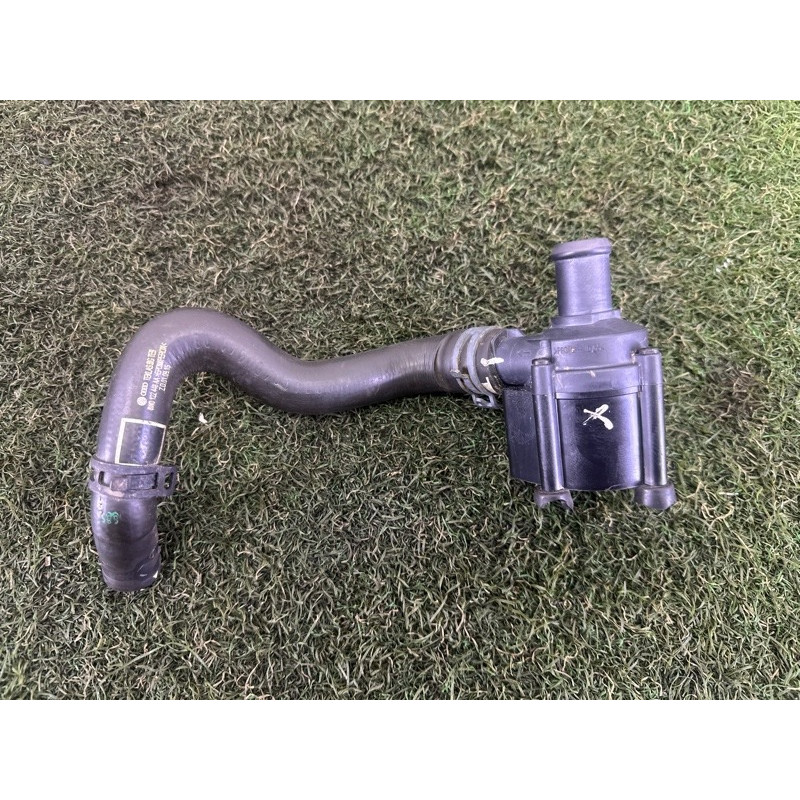 Помпа электрическая (электрика) AUDI A4 B9 2017 2.0 TFSI 06H121601N