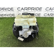 Вакуумный усилитель тормозов в сборе