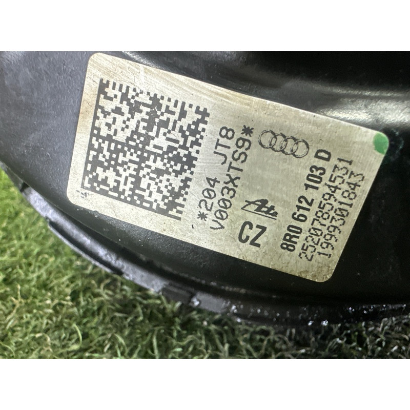 Вакуумный усилитель тормозов в сборе (тормозная система) AUDI Q5 8R 2010 3.2 CALB 8R0612107B