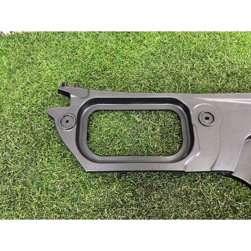 Крепление бампера (кузов и элементы) AUDI Q7 4L 2014 3.0 TFSi CTWB 4L0807453A