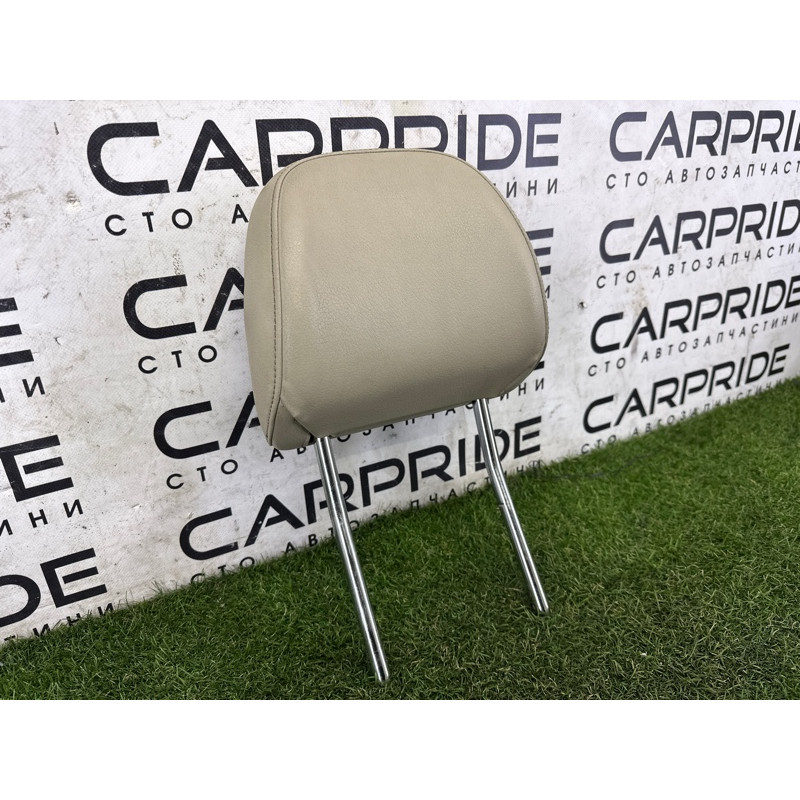 Подголовник (салон) AUDI Q5 8R 2012 2.0 CAEB 8K0881921BN18