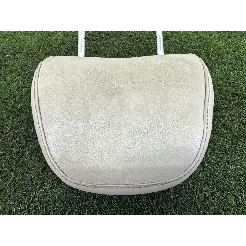 Подголовник (салон) AUDI A4 B8 2012 2.0 CAEB 8K0881921BN18