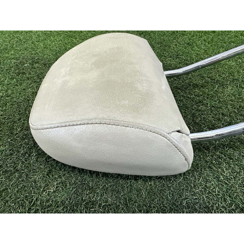 Подголовник (салон) AUDI A4 B8 2012 2.0 CAEB 8K0881921BN18