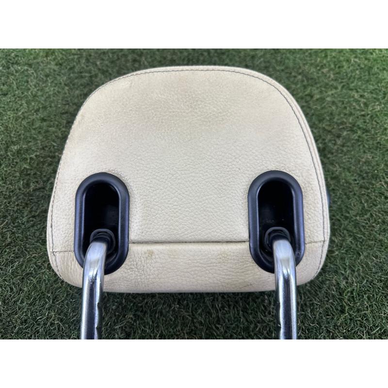 Подголовник (салон) BMW X1 F48 2016 2.0 B46B20 52207384825