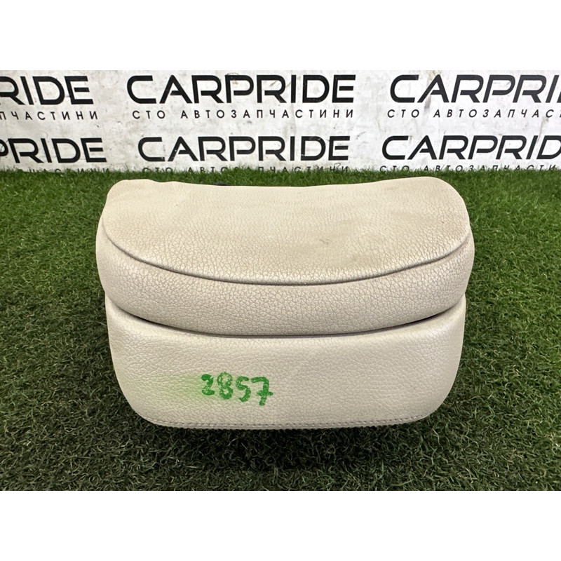 Подголовник (салон) BMW 7-series F01 2011 3.0 N54 52109177010