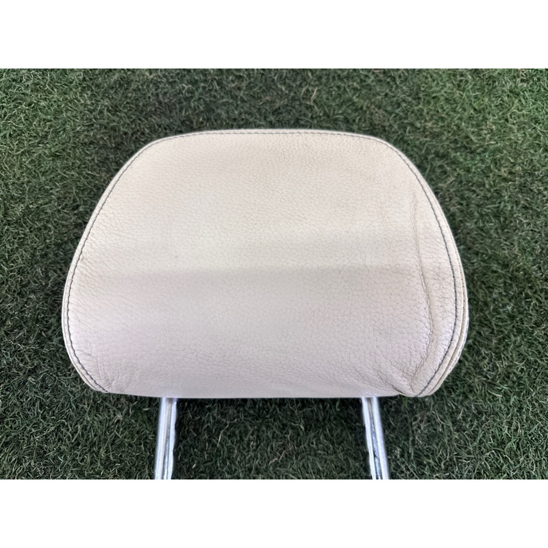 Подголовник (салон) BMW X1 F48 2016 2.0 B46B20 52207384825