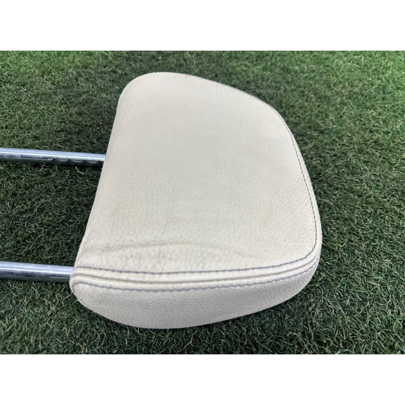 Подголовник (салон) BMW X1 F48 2016 2.0 B46B20 52207384825