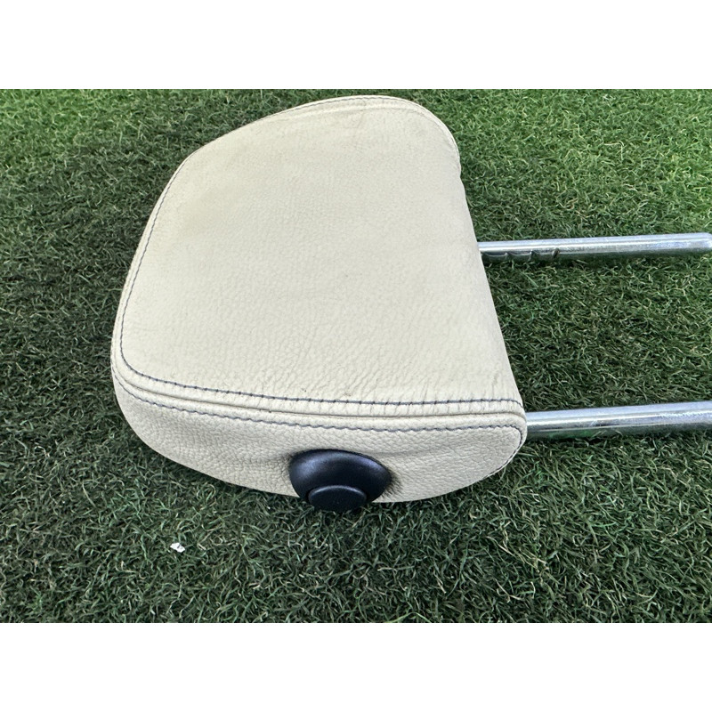 Подголовник (салон) BMW X1 F48 2016 2.0 B46B20 52207384825