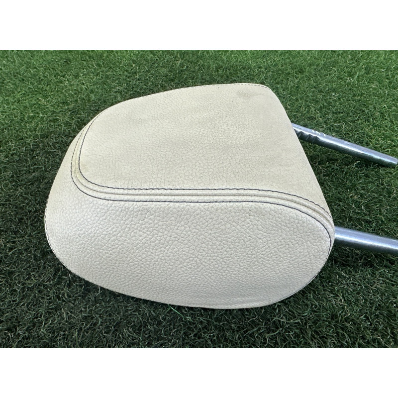 Подголовник (салон) BMW X1 F48 2016 2.0 B46B20 52107441277