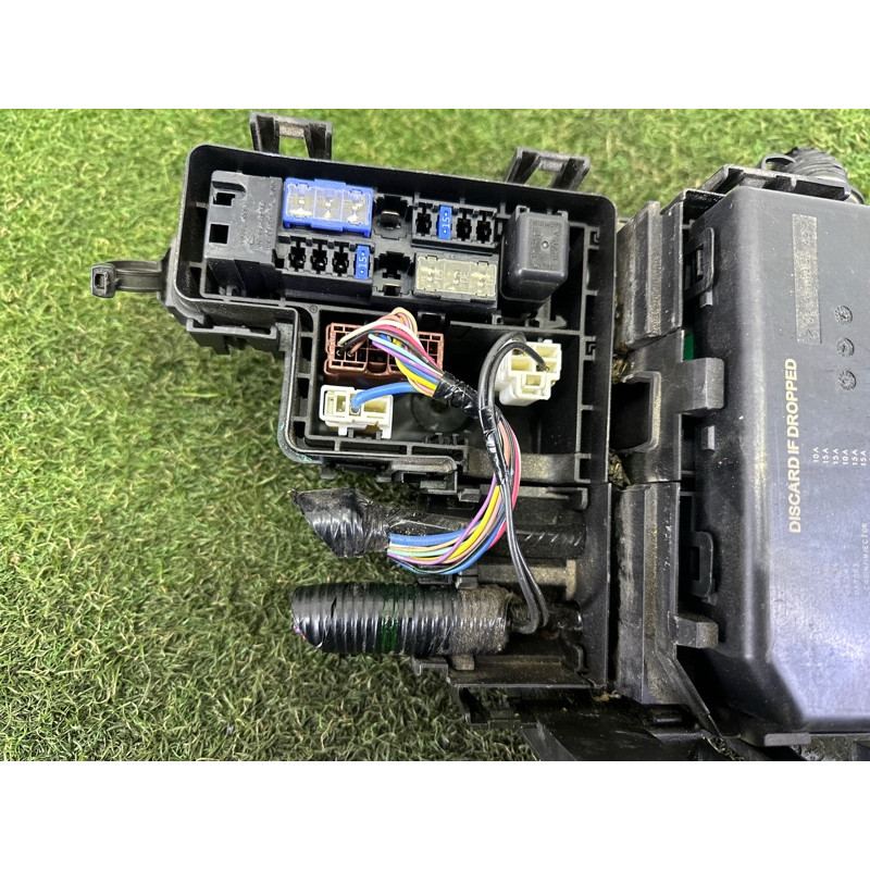 Блок предохранителей (электрика) Nissan Rogue T32 2016 2.5 QR25DE 284B84BA0C