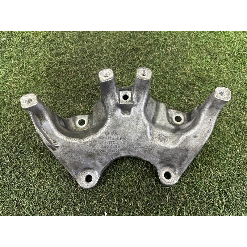 Кронштейн КПП (трансмиссия) BMW 7-series F01 2011 3.0 N54 22326777611