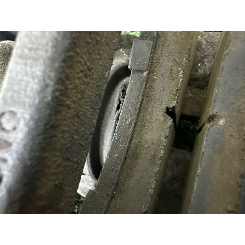 Суппорт тормозной (тормозная система) AUDI Q5 8R 2010 3.2 CALB 8K0615404B