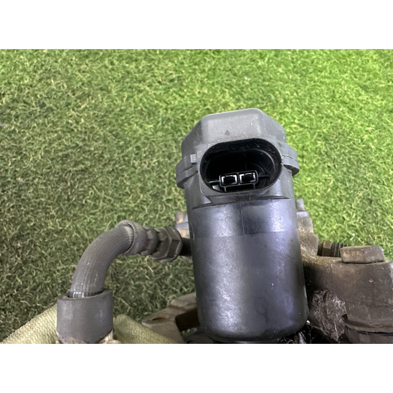 Суппорт тормозной (тормозная система) AUDI Q5 8R 2010 3.2 CALB 8K0615404B