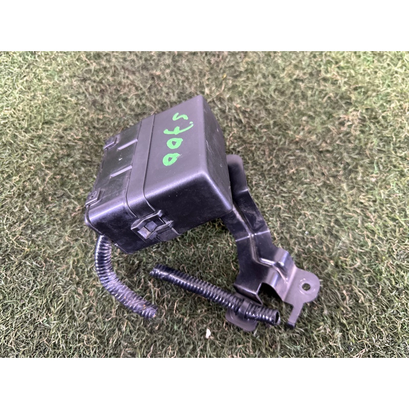 Блок предохранителей (электрика) Nissan Rogue T32 2016 2.5 QR25DE 25237AM600