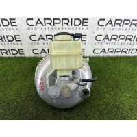 Вакуумный усилитель тормозов в сборе