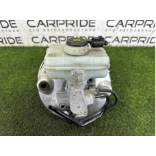 Вакуумный усилитель тормозов в сборе